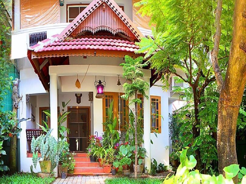 Heavenly Homestay Kochi Eksteriør billede
