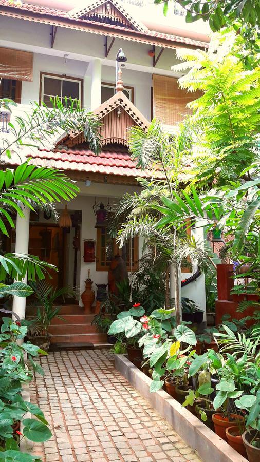 Heavenly Homestay Kochi Eksteriør billede
